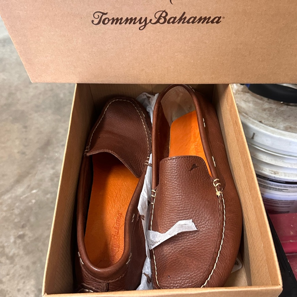 Tommy Bahama Brown Leather Men's Loafers